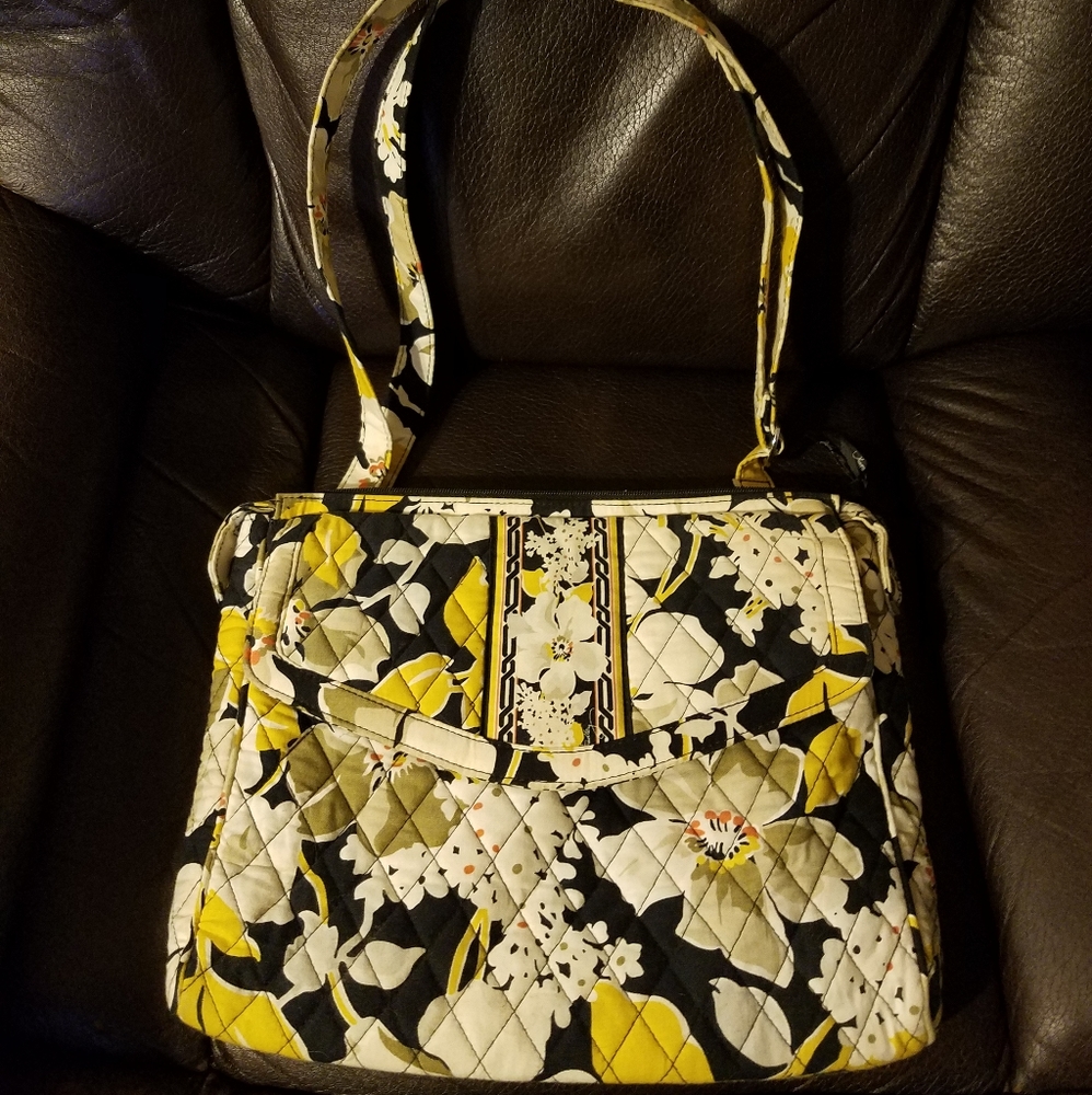 Vera Bradley Dogwood pattern Purse